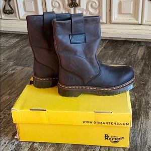 Dr Martens industrial Icon 2296 boots, NWOT